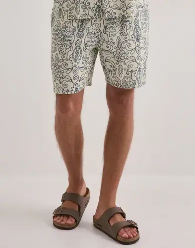 Solid Solid Sdliam Utkolt Shorts