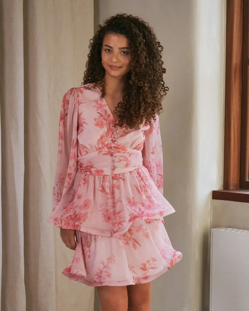Neo Noir Kjole Rivana Chiffon