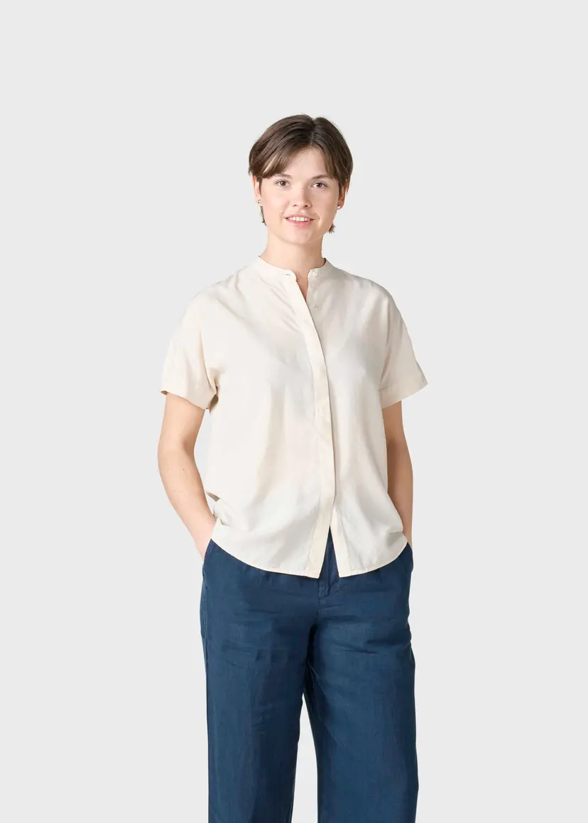 Klitmøller Collective ApS Li shirt - Pastel sand