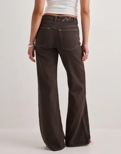 Nelly Nelly - Brun - Loose Flare Jeans