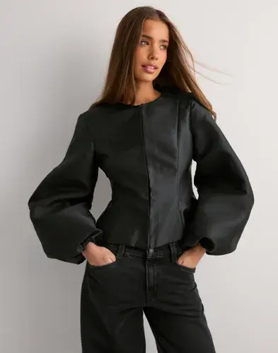 Malina Malina - Svart - Vendela Balloon Sleeve Blouse