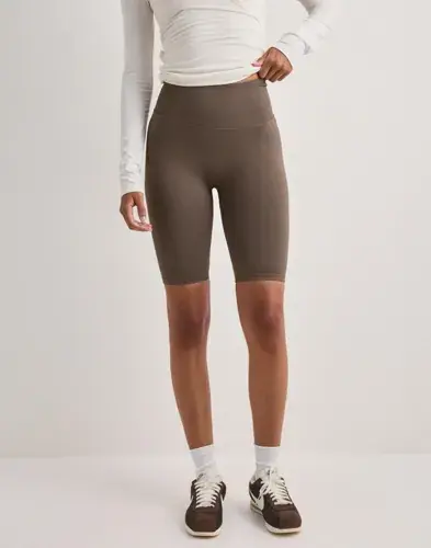 Aim'n Aim'n - Brun - Shape Seamless Biker Shorts