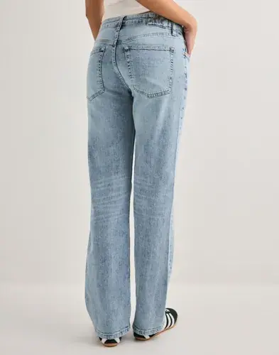 Nelly Nelly - Blå - Perfect Straight Jeans