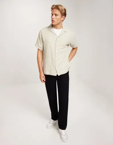 Jack & Jones Jack & Jones Jorluke Dobby Check Shirt Ss Rutete skjorter Beige