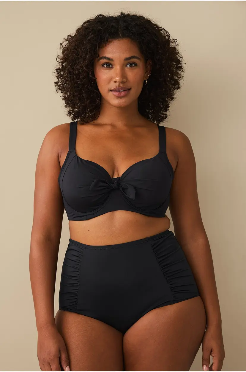 Ellos Plus collection Bikini-BH med bøyler - Svart