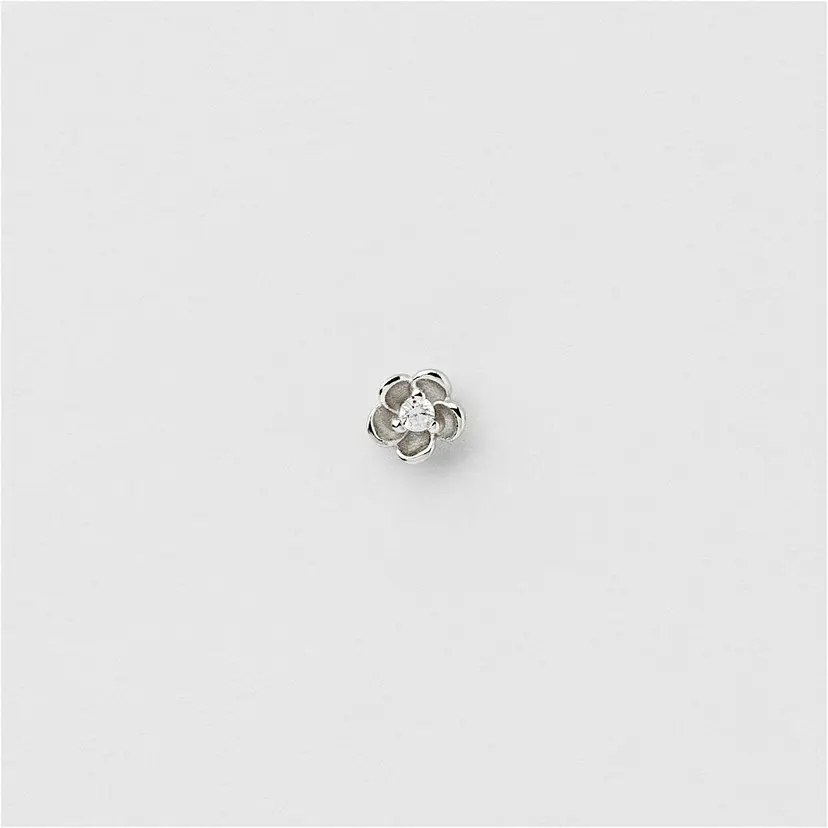 Safira Mini Flower Piercing
