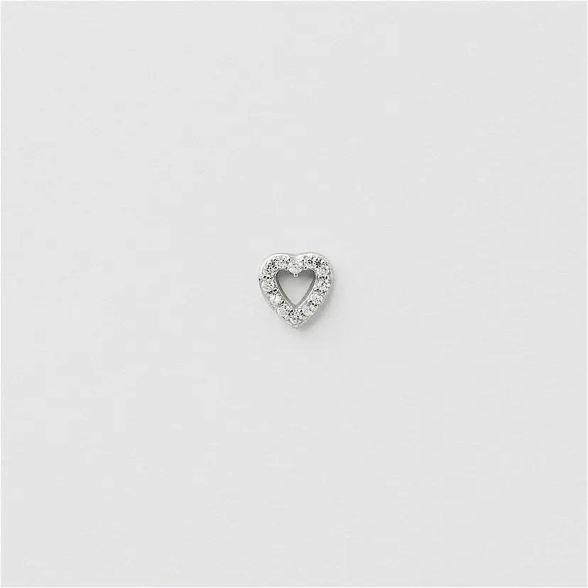 Safira Pavé Heart Piercing