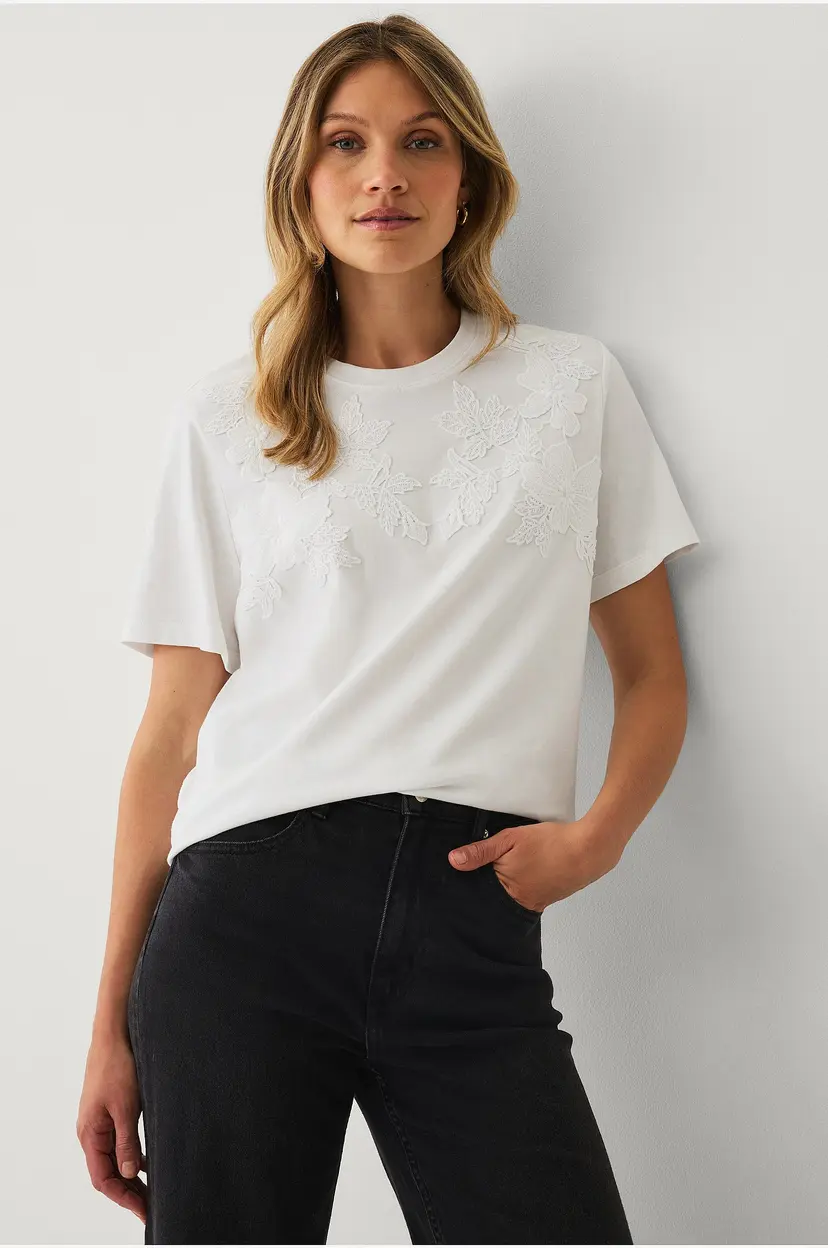 Ellos Collection T-skjorte med blondedetaljer - Hvit