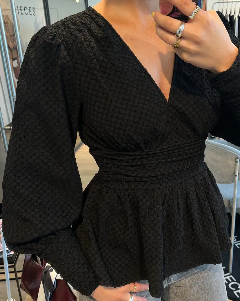 Pieces Topp Monika Flounce