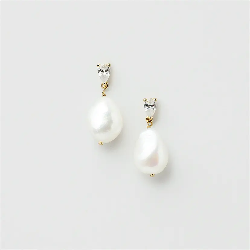 Safira Drop Pearl Studs