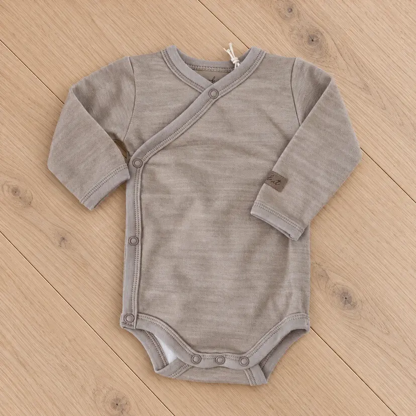 Need it Fold-over body i ull/bambus "Digg" Sand