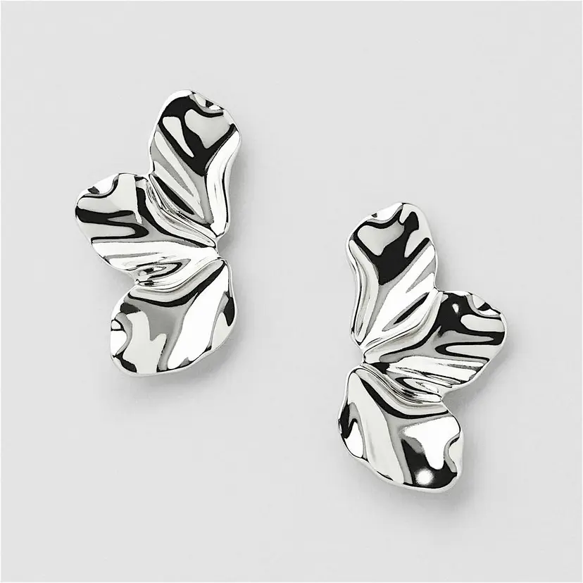 Safira Jasmine Flower Studs