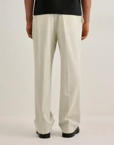 Que Sera Sera Que Sera Sera Perry Davies Pant 2.0 Slacks Beige