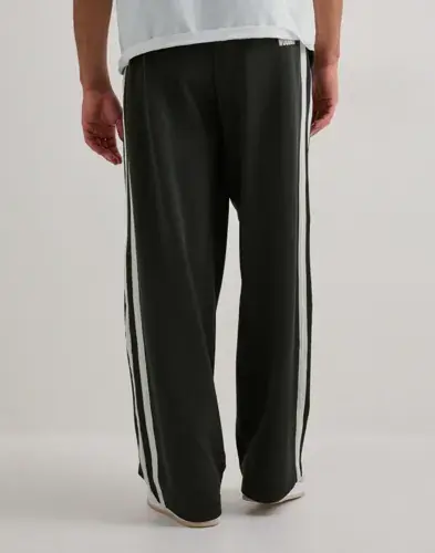 Woodbird Woodbird Wbchang Track Pants Slacks Svart