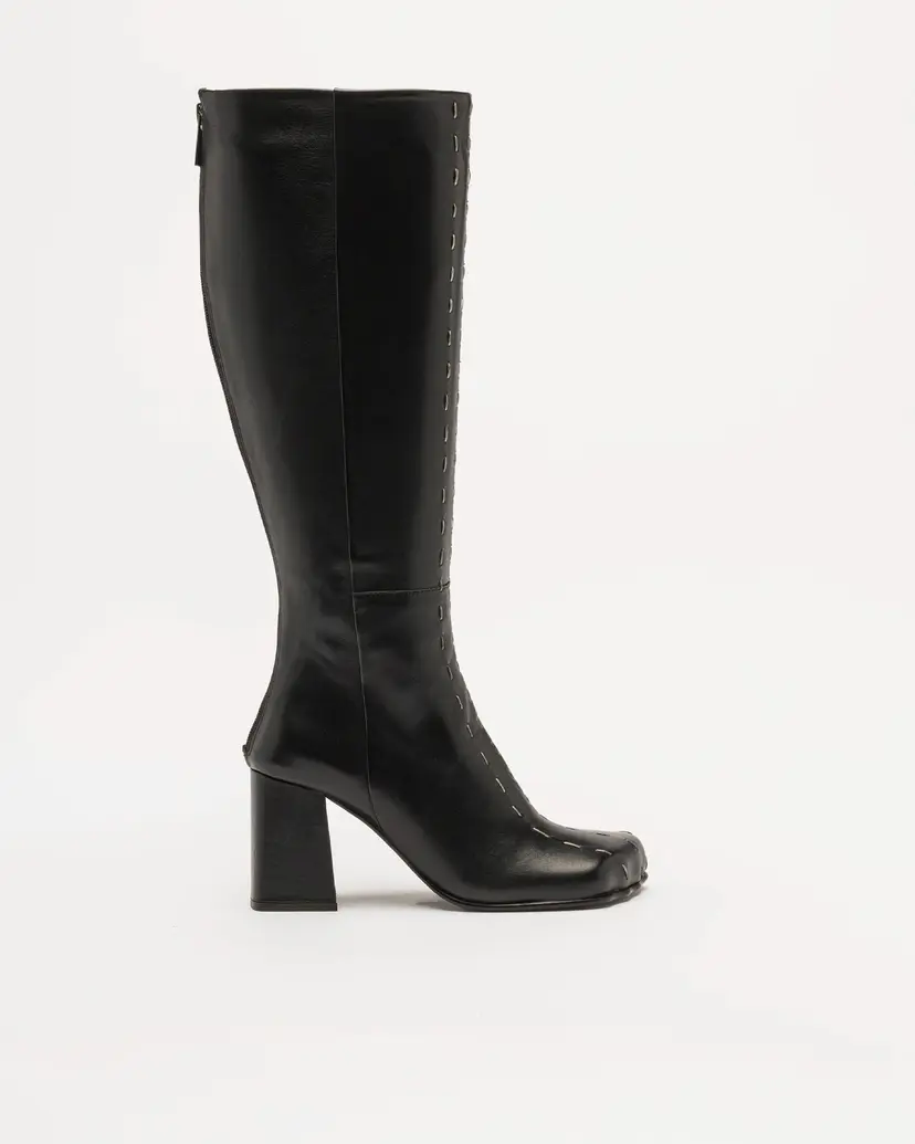 The Lab.yrinth The Lab.yrinth A84 Black Knee high boots