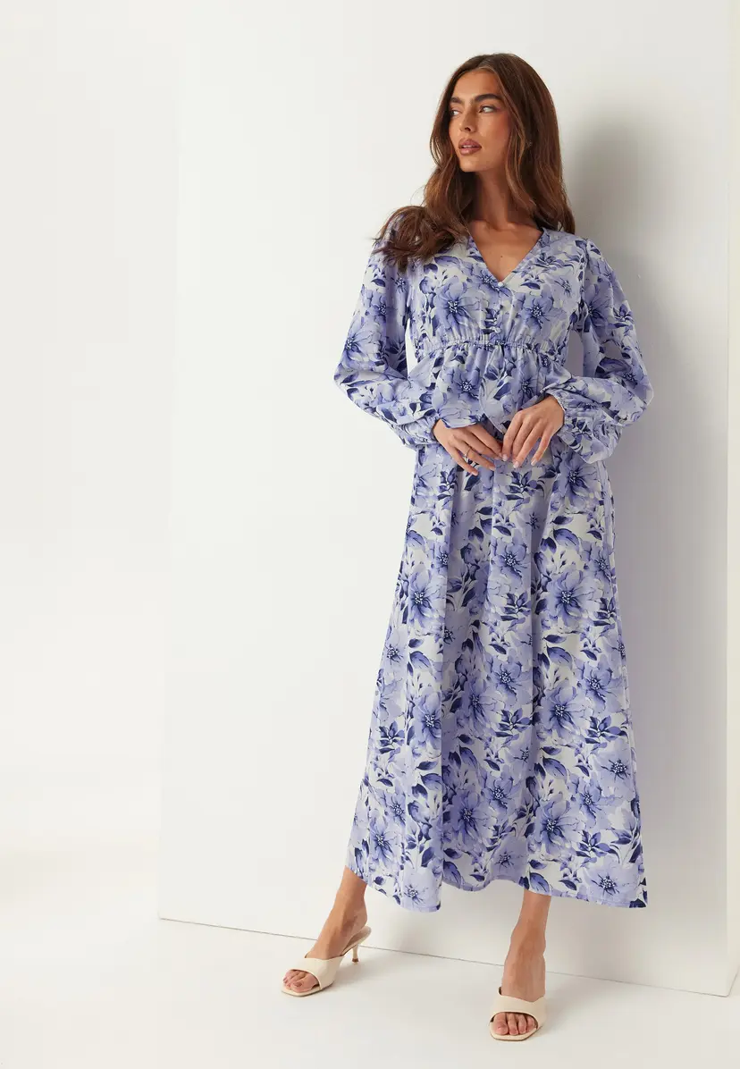 Bubbleroom V-neck Flounce Maxi Dress
