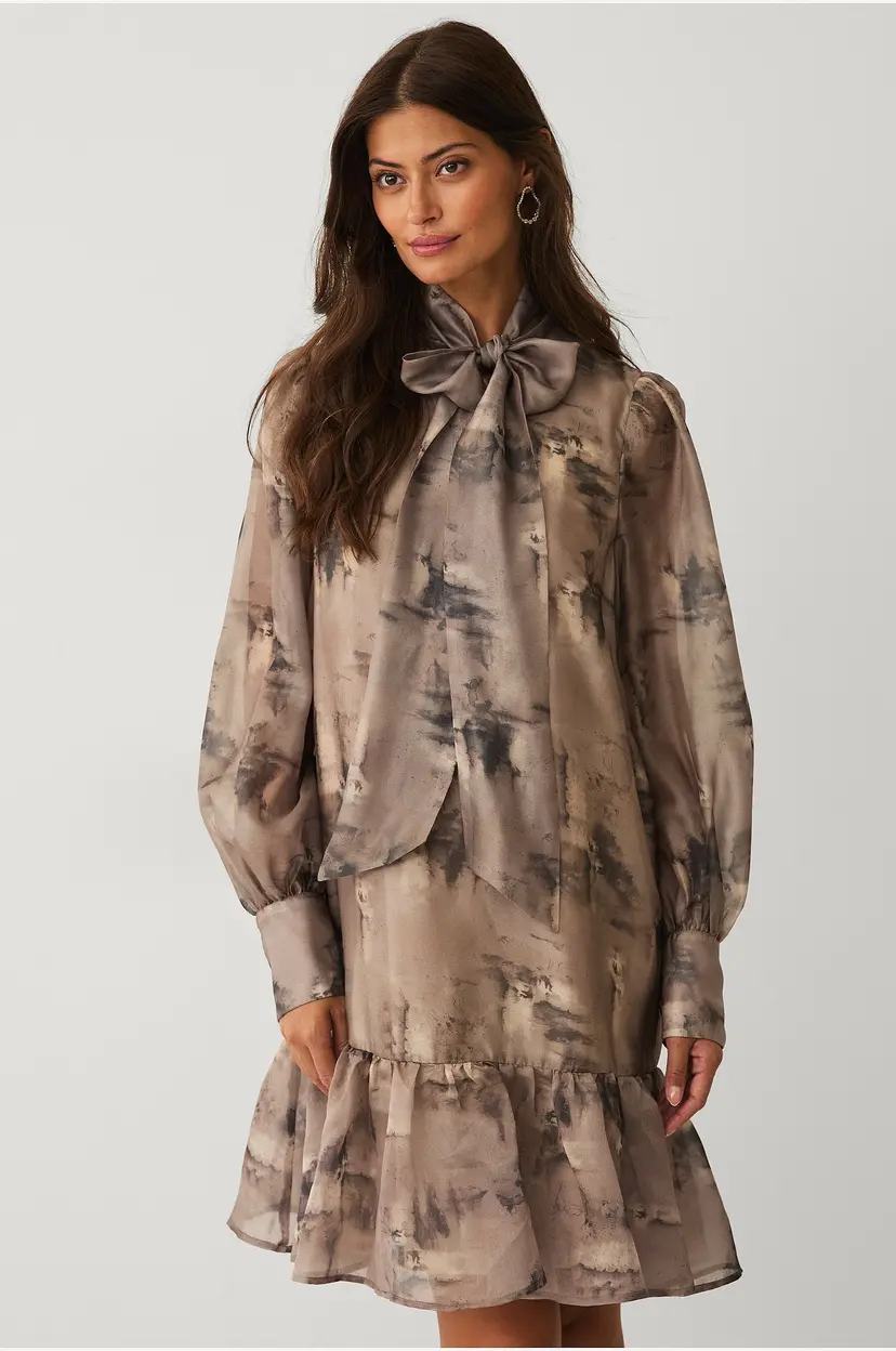 Ellos Collection Kjole med knytebånd - Beige