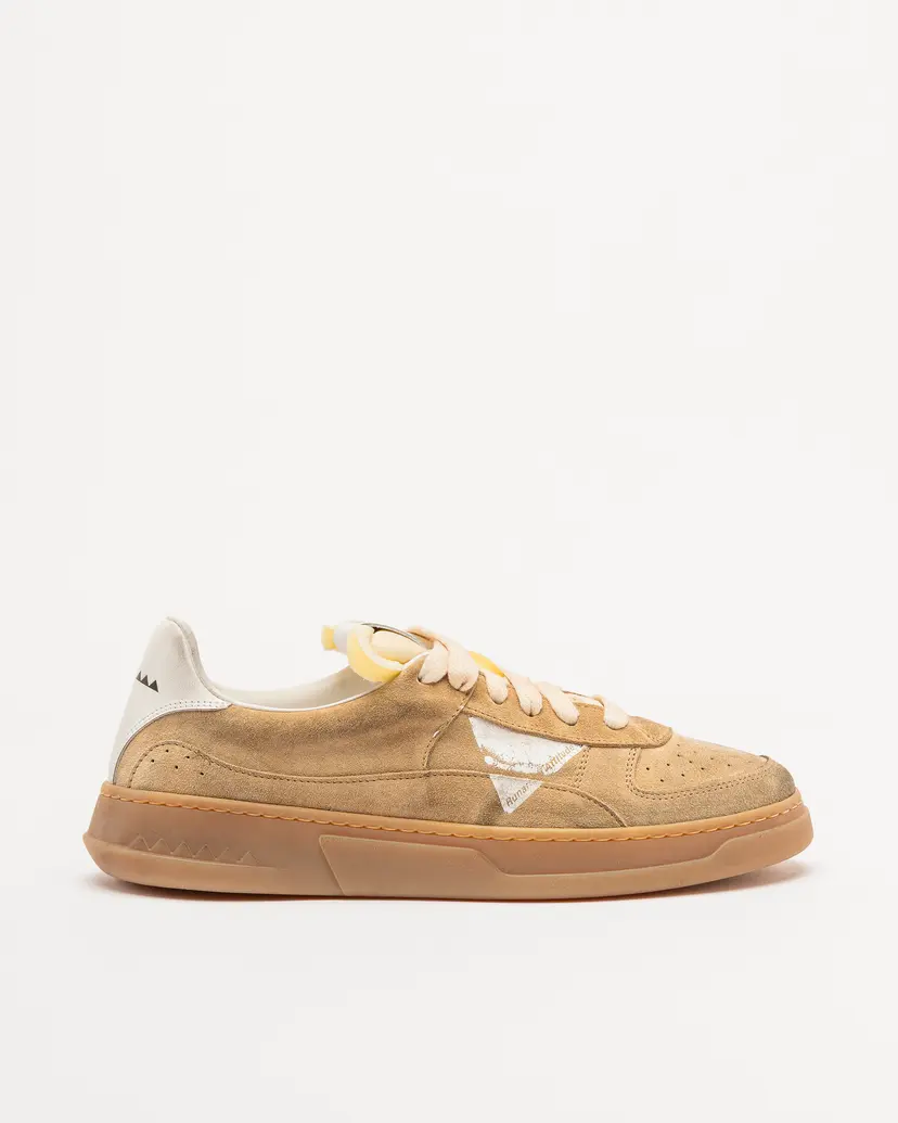 Run Of Run Of FORTALESA Taupe Sneakers