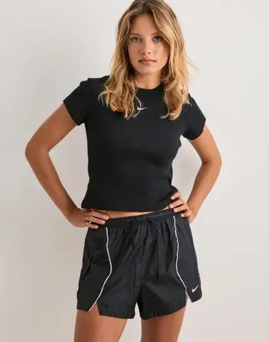 Nike Nike - Svart - W Nk Athletics Dept Ltwt Wvn S