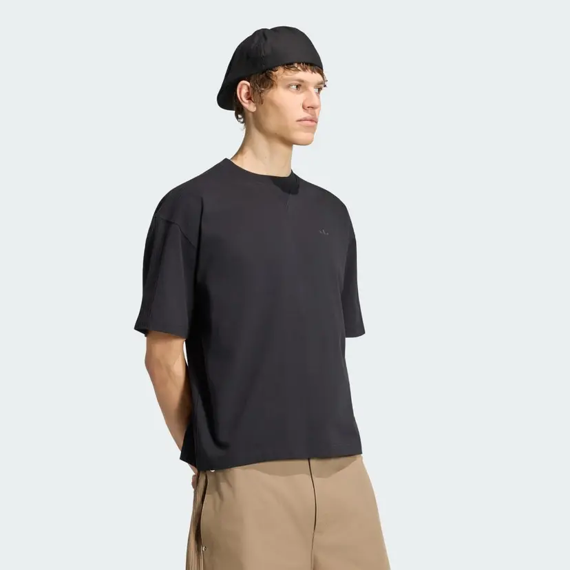 Adidas PREMIUM ESSENTIALS T-SKJORTE