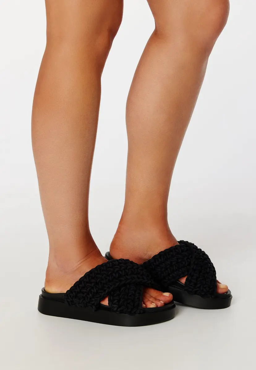Inuikii Slipper Woven