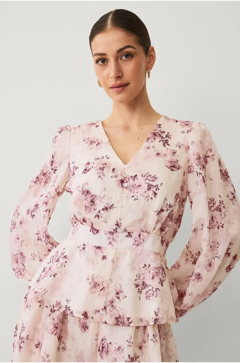 Ellos Collection Bluse med ballongermer - Natur