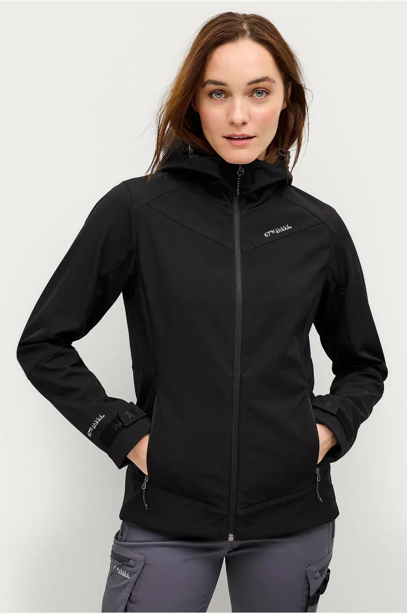 Áhkká Jakke Softshell Jacket With Hood - Svart
