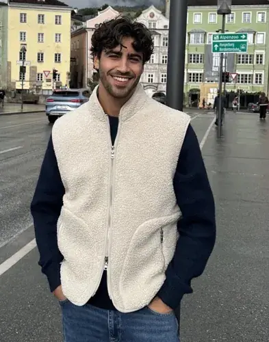 Que Sera Sera Que Sera Sera Pete Pile Vest Vester Beige