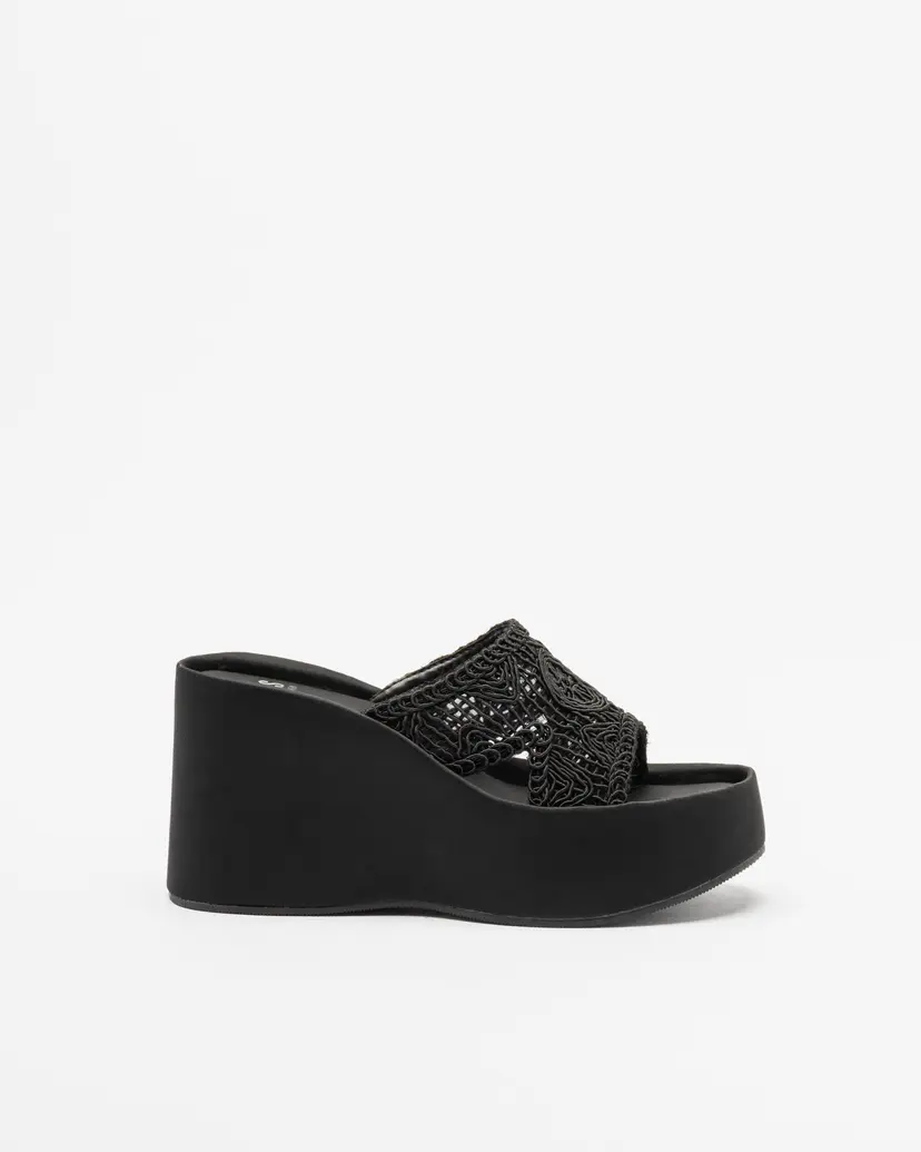 Gloss Gloss MGS335-S6 Black Platform clogs