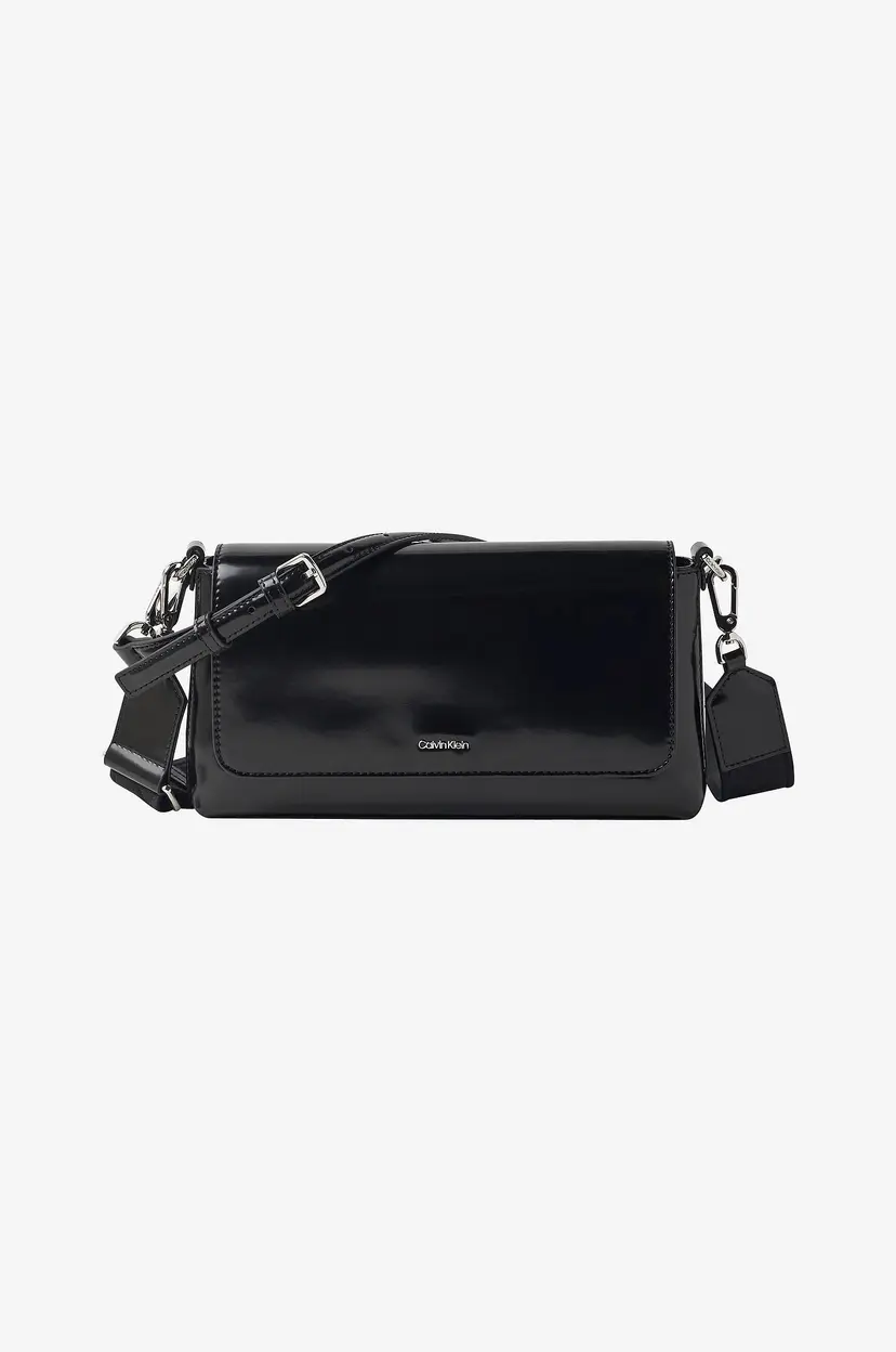 Calvin Klein Vesken CK Must Conv Shoulder Bag - Svart