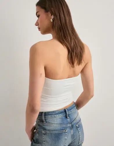 Nelly Nelly - Hvit - Built In Bra Tube Top