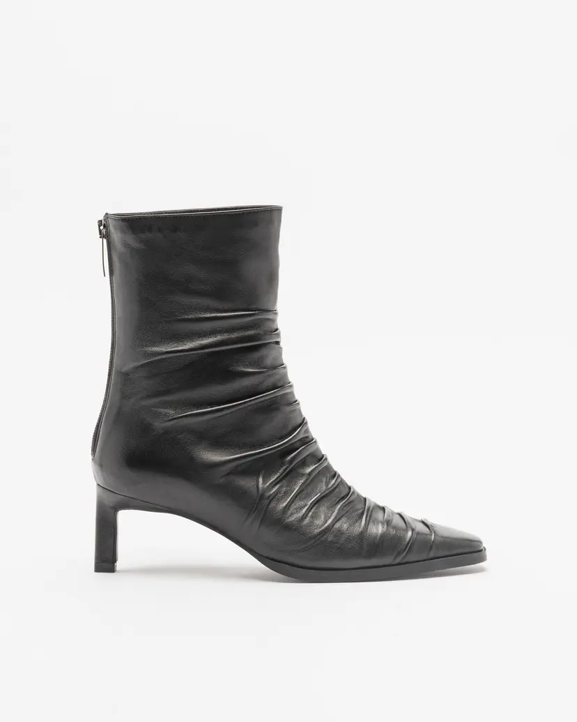 PROF PROF A61 Black Ankle Boots