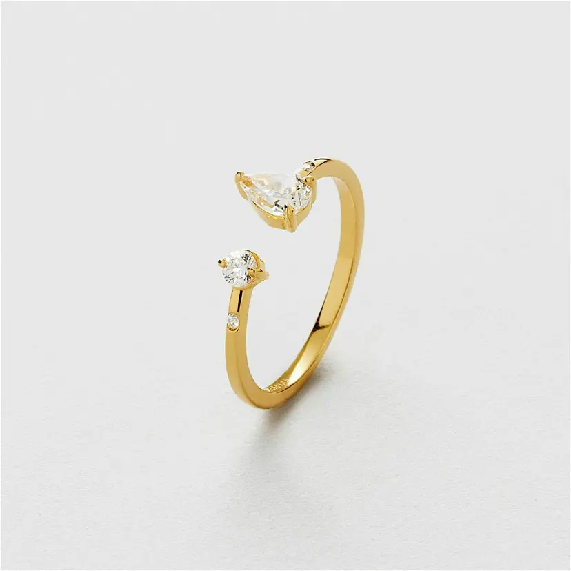Safira Estelle Ring