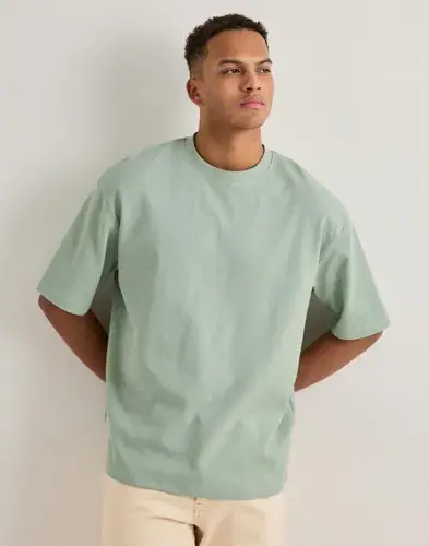 Selected Men Selected Men Slhlooseoscar Ss O-Neck Tee Noos Oversized t-shirts Grønn