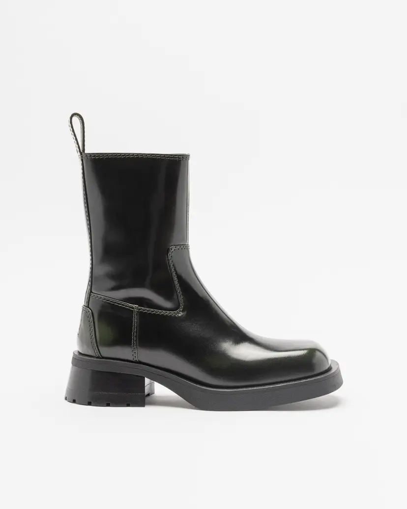 E8 by Miista E8 by Miista YOLANDA Green Boots