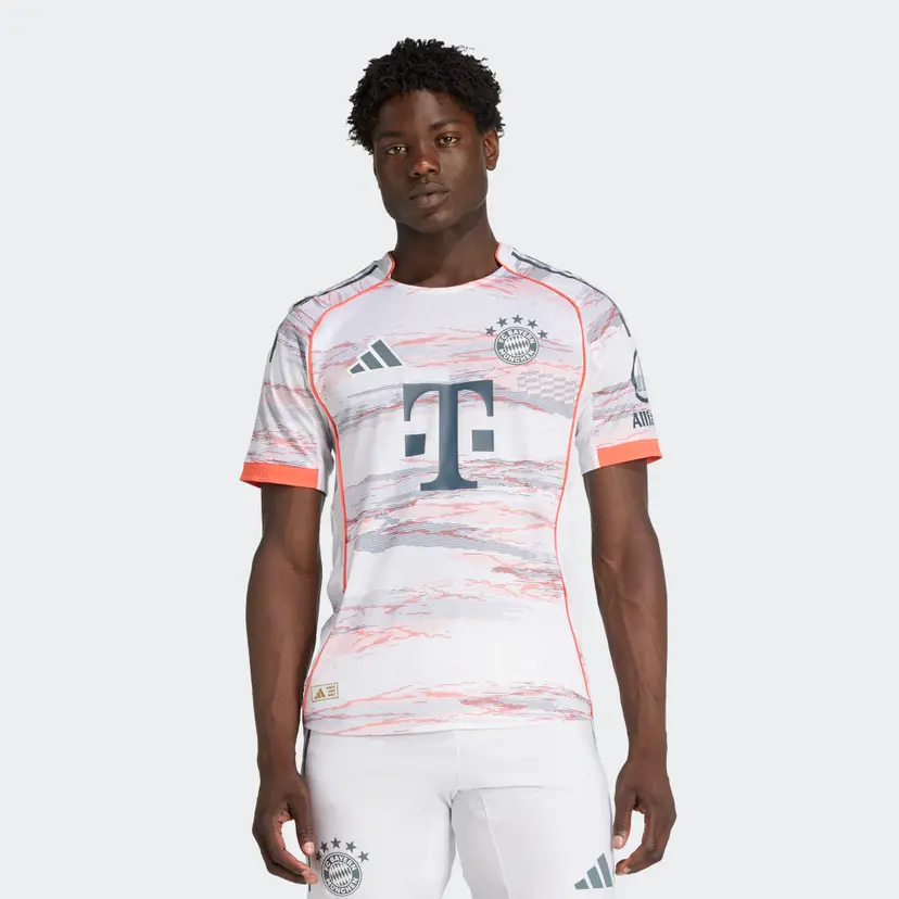 Adidas FC Bayern 25/26 Authentic Bortetrøye