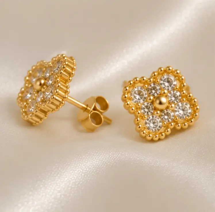 Aiyanna Lone Four Leaf Earring