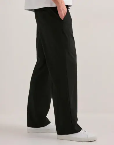 Que Sera Sera Que Sera Sera Perry Davies Pant 2.0 Slacks Svart