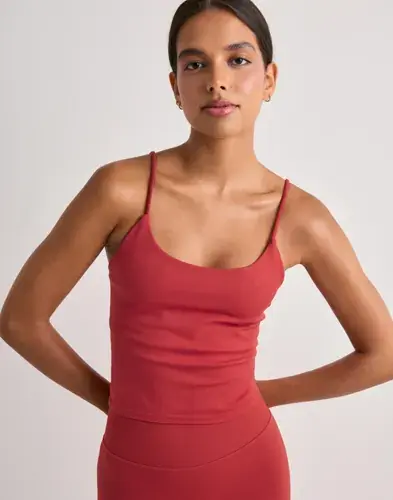Aim'n Aim'n - Rød - Shape Seamless Strap Singlet