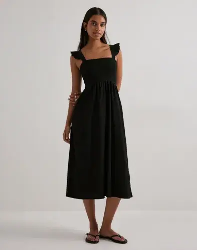Pieces Pieces - Svart - Pcluna Smock Strap Dress Sa Bc