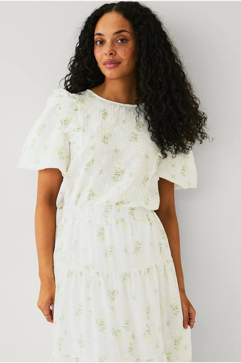 Ellos Collection Bluse med puffermer - Natur