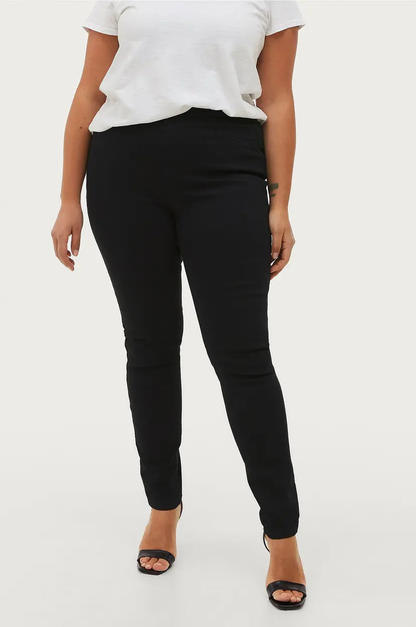 Ellos Plus collection Jeggings Lotta - Svart
