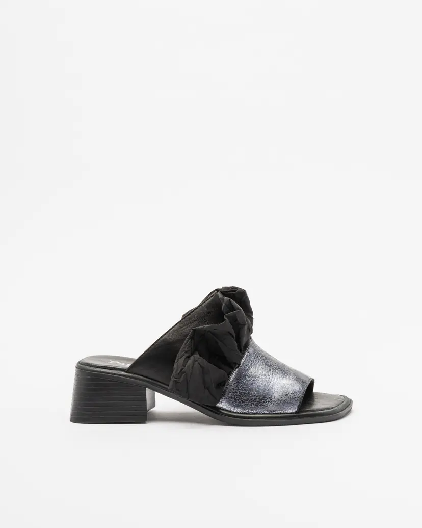 Papucei Papucei BENY Black Clogs
