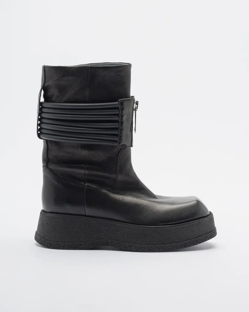 The Lab.yrinth The Lab.yrinth 9942 Black Boots