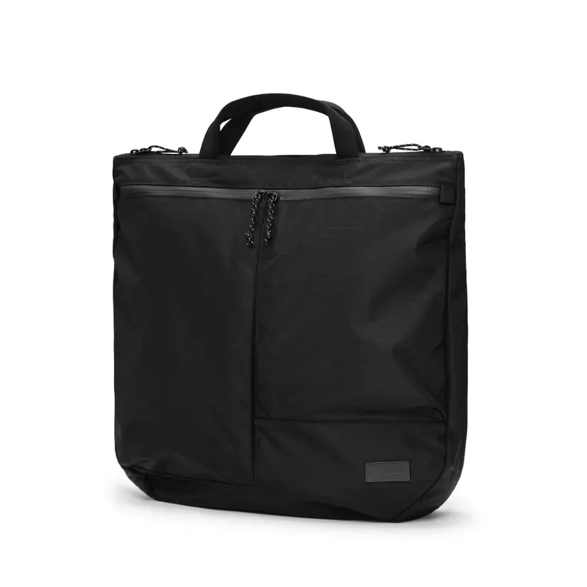 DB Utility Tote 32L Black Out