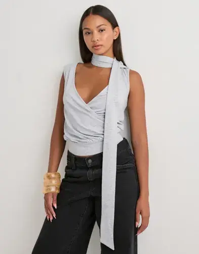 Nelly Nelly - Grå - Soft Wrap Scarf Top