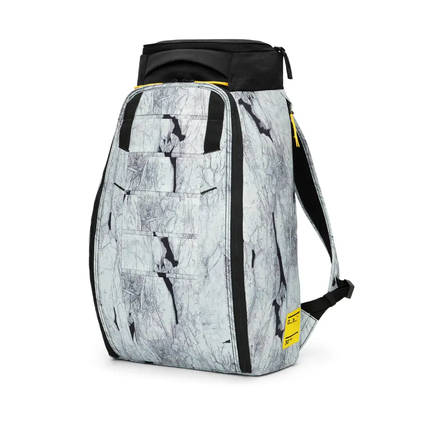 DB Hugger Backpack 30L Basalt White