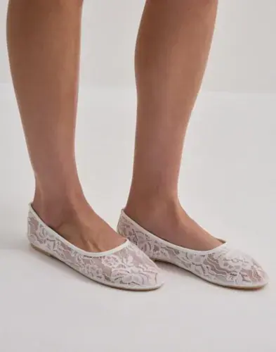 Nelly Nelly - Hvit - Lace Ballerina