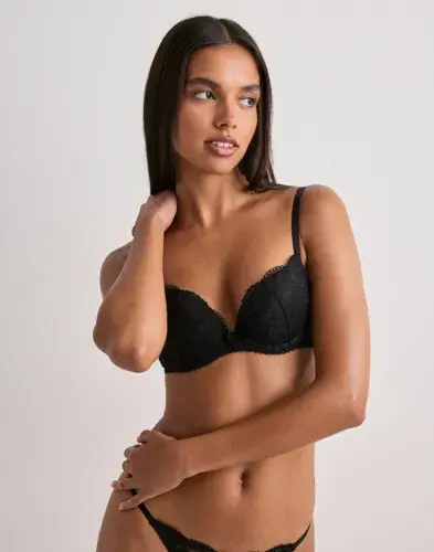 Nelly Nelly - Svart - Desired Forms Push Up Bra