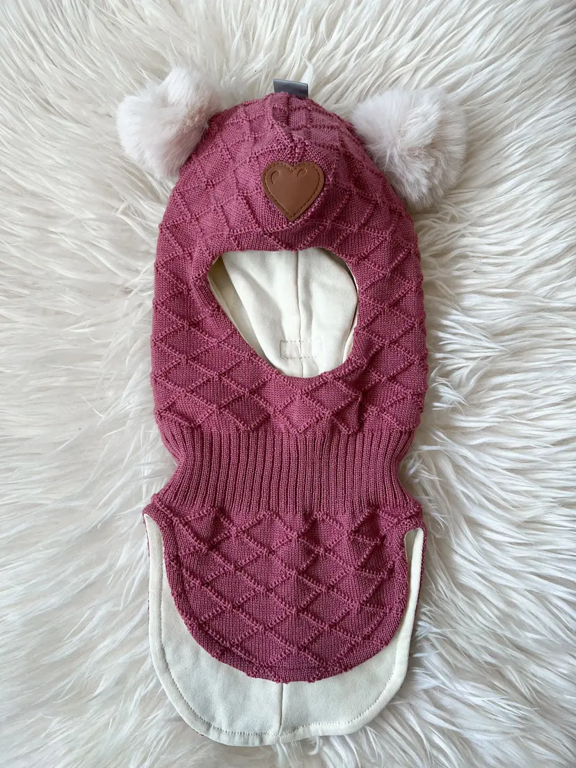 Need it Balaclava i ull/bomull "Hjerte" Fin ros